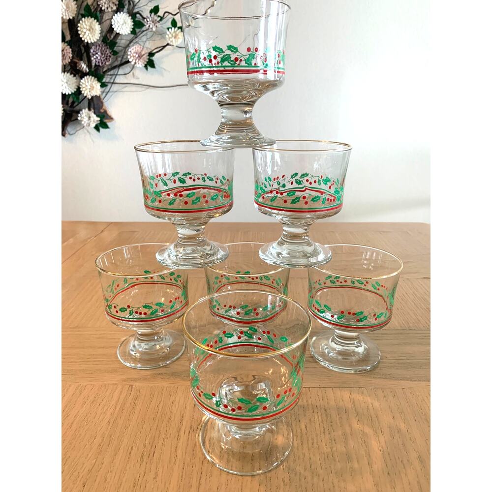 Set of 7 VTG Libbey Arby's Holly Berry Christmas sherbet dessert glasses 1980s